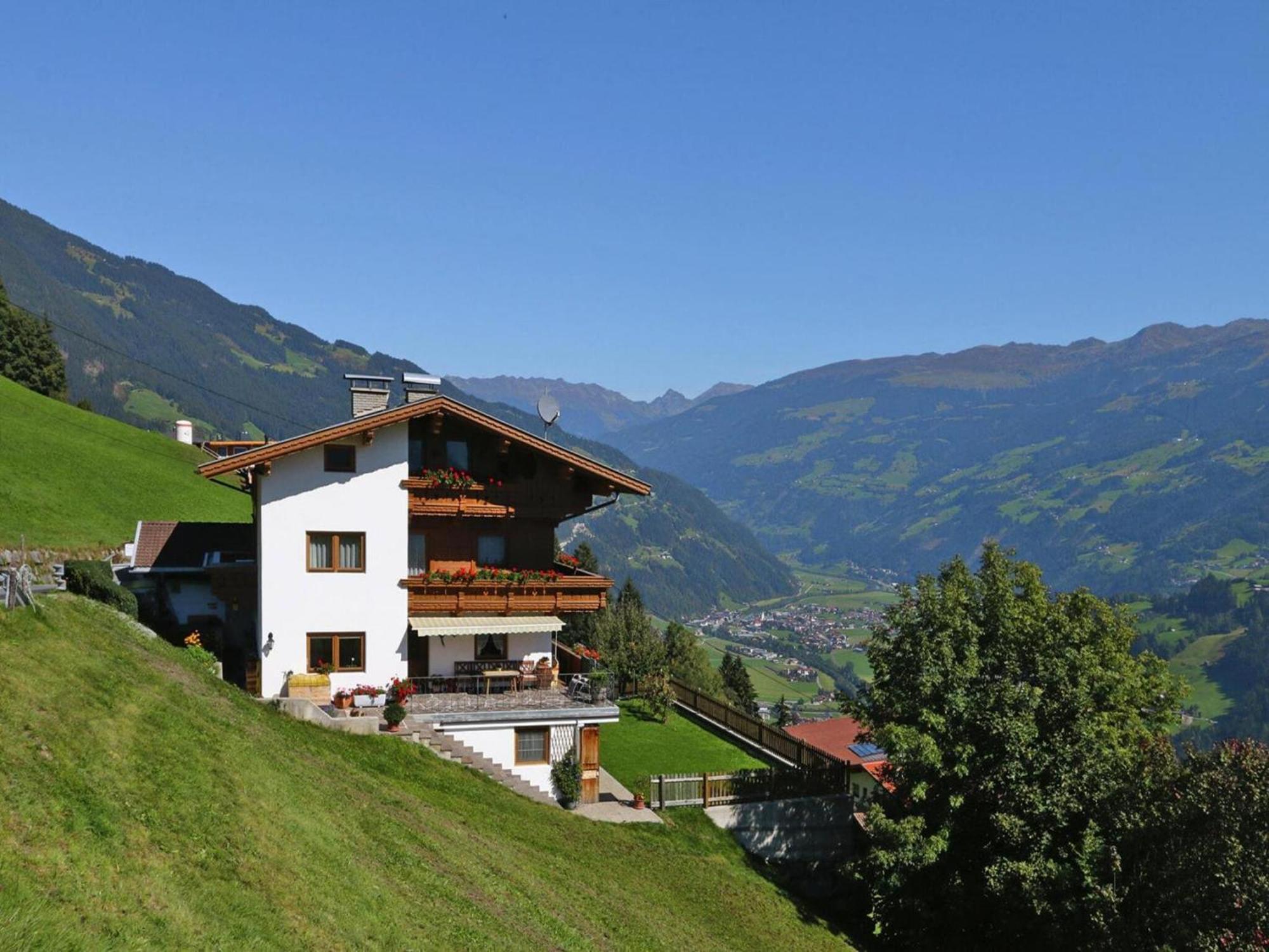 Apartment In Hippach Im Zillertal In The Mountains Muhlen  Eksteriør billede